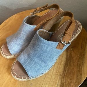 TOMS sling back open toe wedge. Size 7